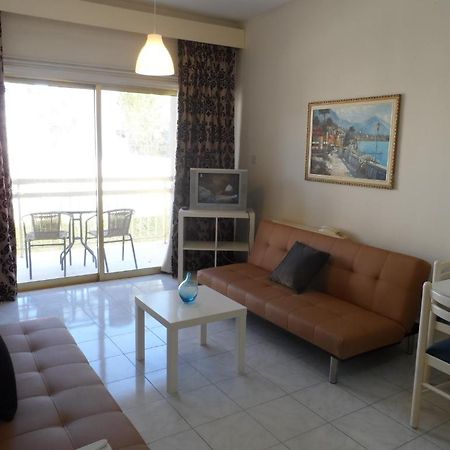 Geotanya Apartments Лимасол Номер фото