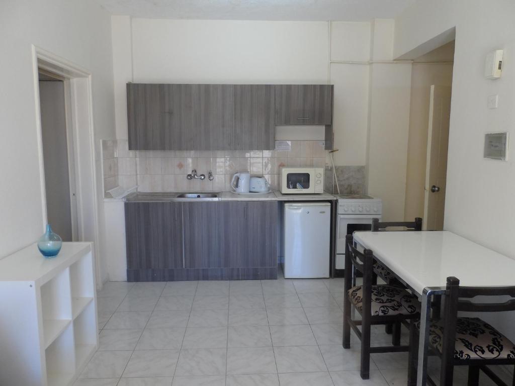 Geotanya Apartments Лимасол Экстерьер фото